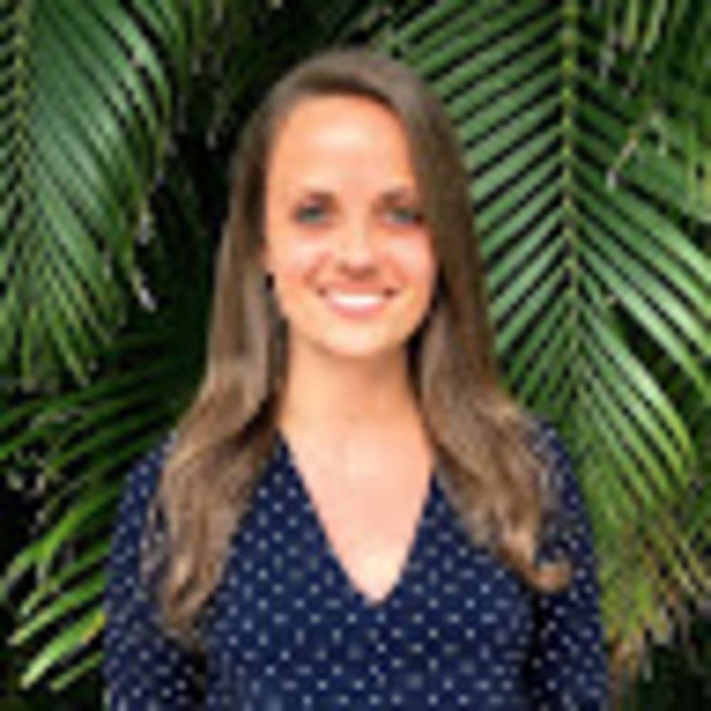 Meet your Posher, Gabriela